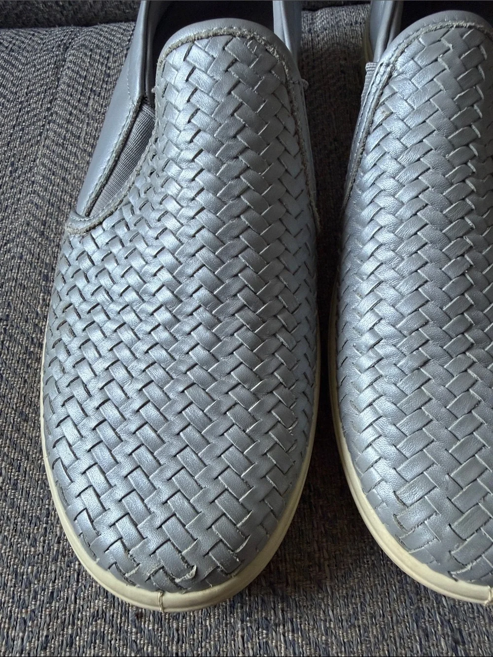 Ecco Soft 7 Slip-On Women’s Danish Style Woven Metallic Silver Gray Sneaker 40